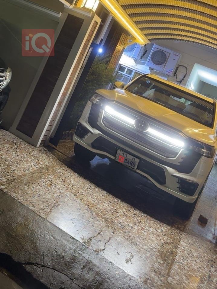 تويوتا لاندكروزر